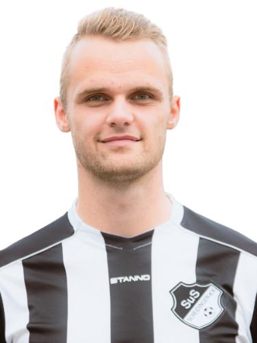 Nils Becker