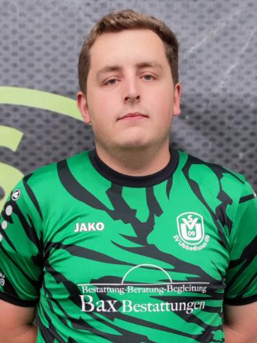 Lukas Becker