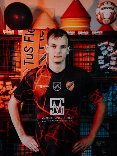Niklas Maak