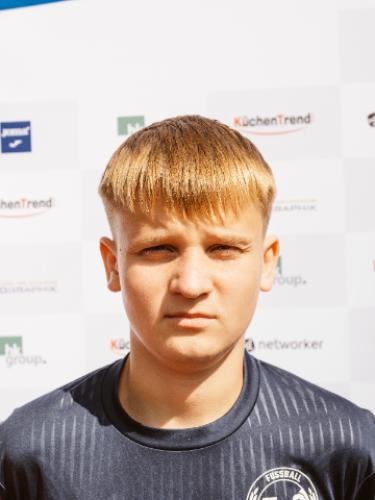 Alekss Tarnovskis