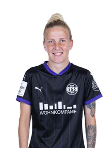 Julia Debitzki
