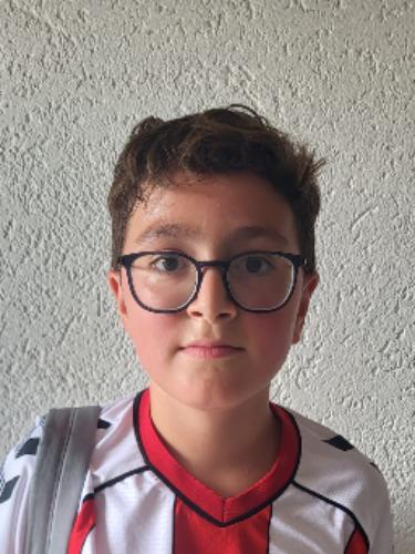 Salih Güzey