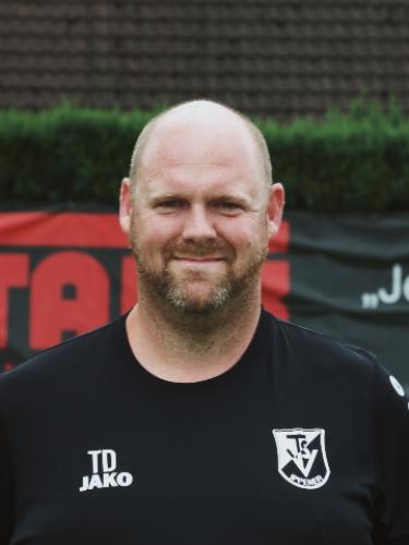 Tobias Döll