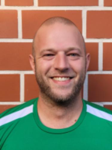 Niklas Hölken