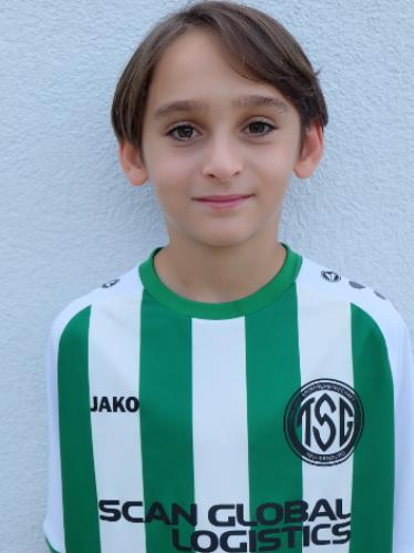 Leon Nukica