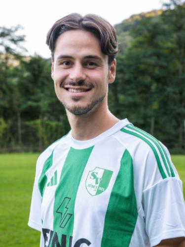 Lukas Bell