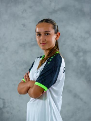 Leona Zeneli