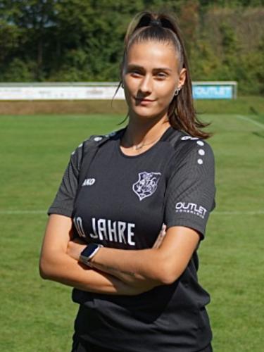 Lara Uebel
