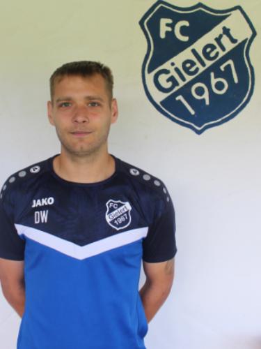 Dennis Wokulat