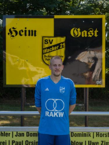 Luca Löschau