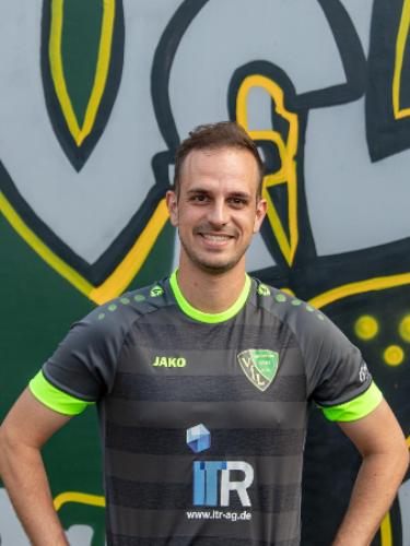 Nils Becker
