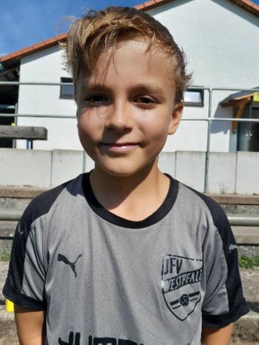 Mika Luis Geib