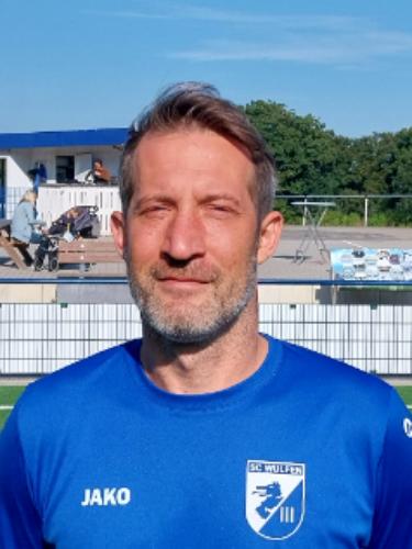 Damian Sylvester