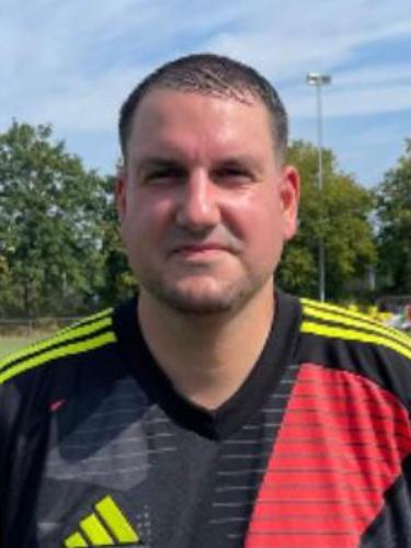Elvis Yilmaz