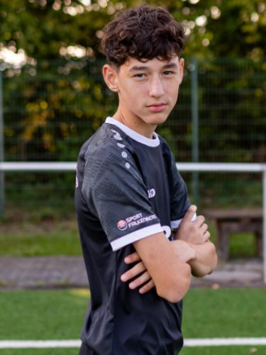 Behlül Colak