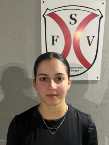 Evelin Pia Salustro