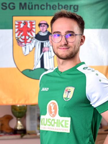 Dominik Heinze