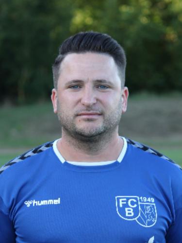 Ljuljzim Azirovikj