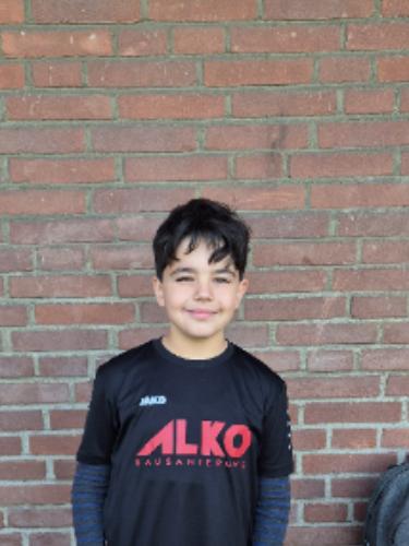 Malik Yapar