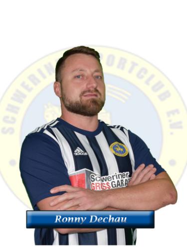 Ronny Dechau