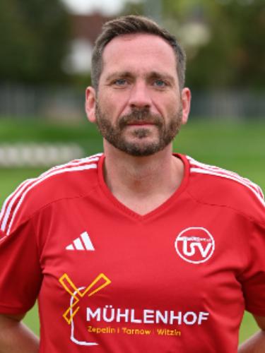 Nando Mauck