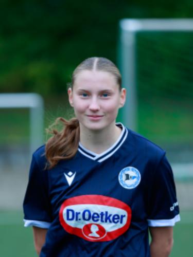 Martha Stuckenschnieder