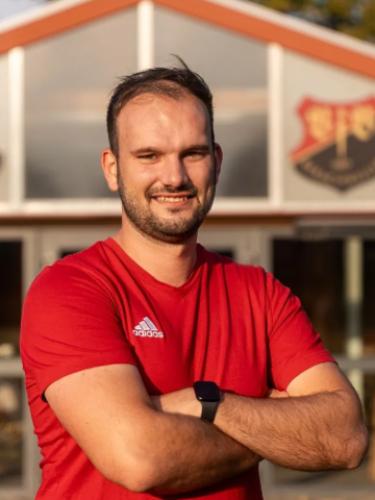 Aron Diener