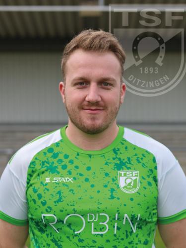 Aaron Müller