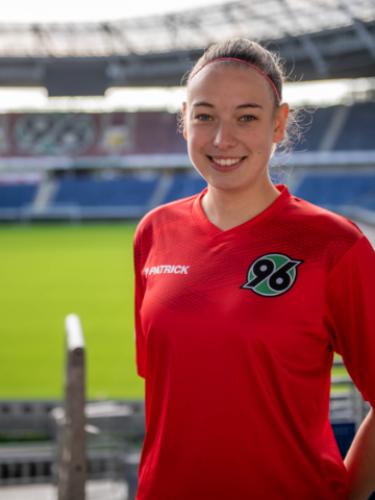 Elizabeth Enya Heine