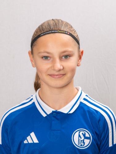 Mia Knoblauch