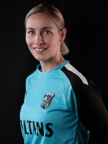 Carolin Annette Henze