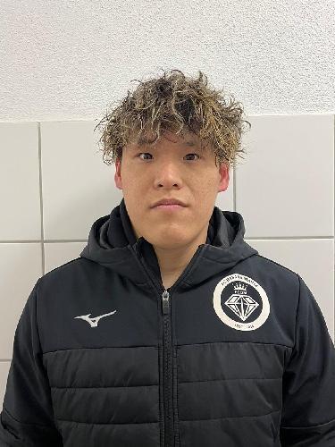 Emu Kasahara