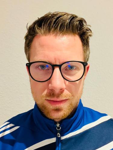 Lukas Bach
