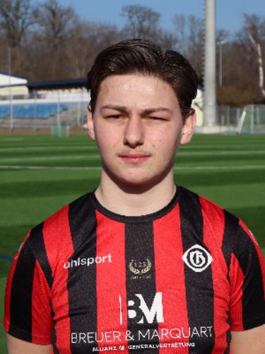 Emirhan Akyüz