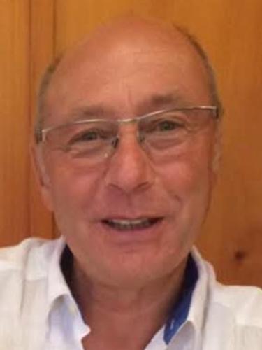 Karlfrieder Reinau