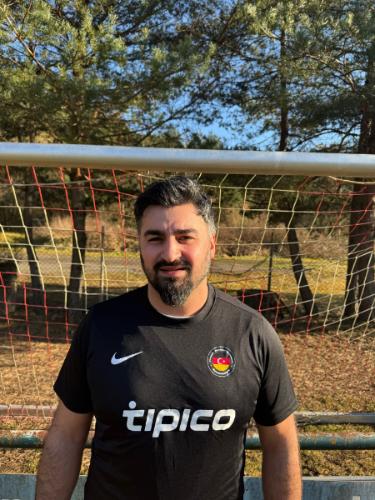 Gökhan Menekseli