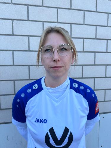 Janine Bredow