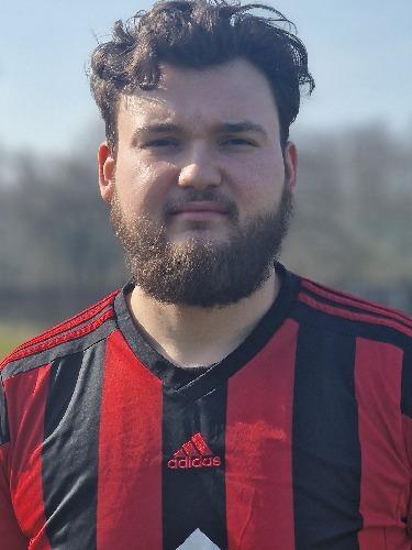 Semih Kiyar