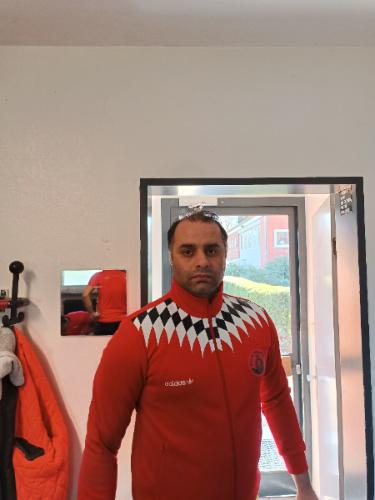 Javad Ghahramani Zadeh Zarandi