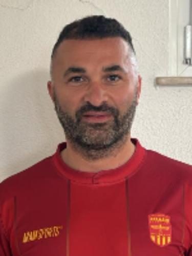 Robert Kaya