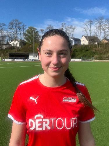 Sophie Urbach