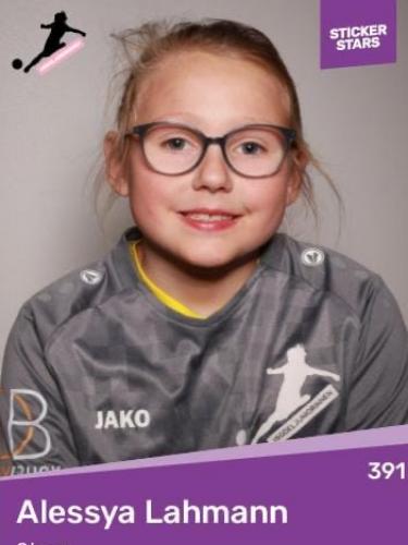Alessya Chenille Lahmann