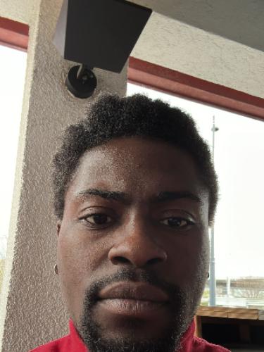 Elton Lebuku Makasila