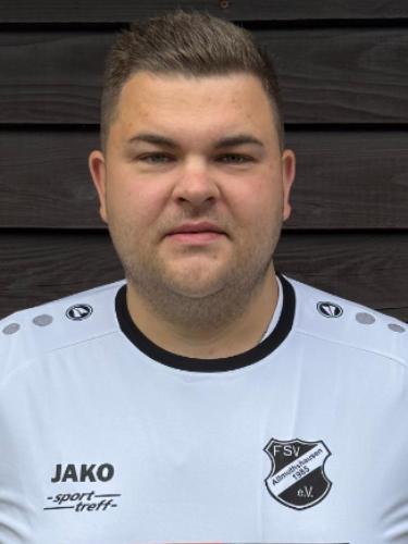 Adrian Voelker