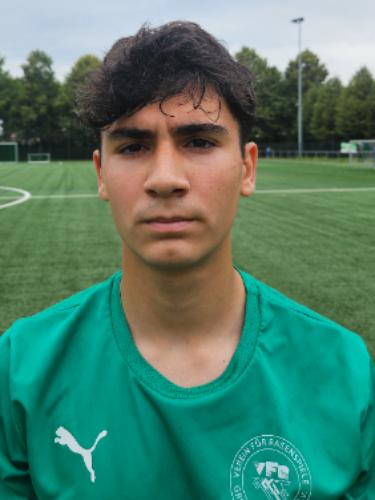 Emir Özcelik