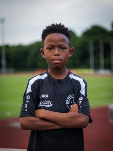 Ryan Nasakbare Edebiri