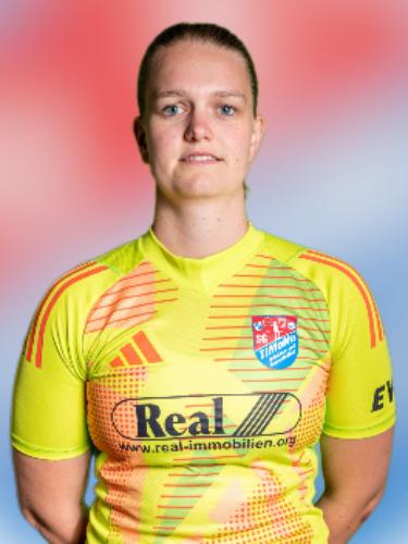 Nora Warncke