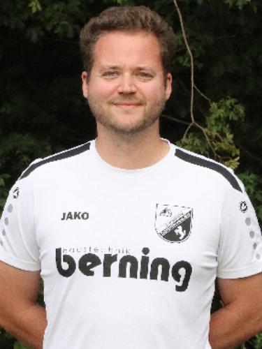 Simon Jacke