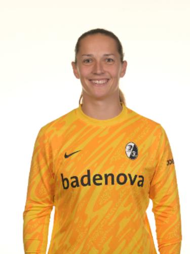 Laura Benkarth