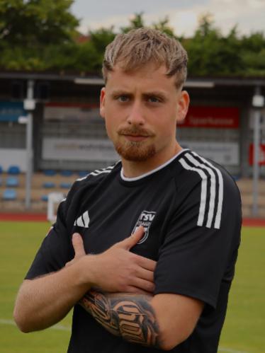 Leon Leuze